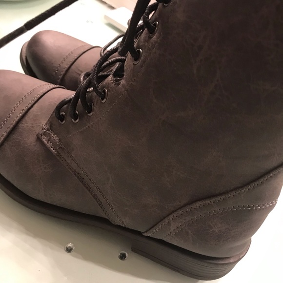 Combat boots - Picture 4 of 4